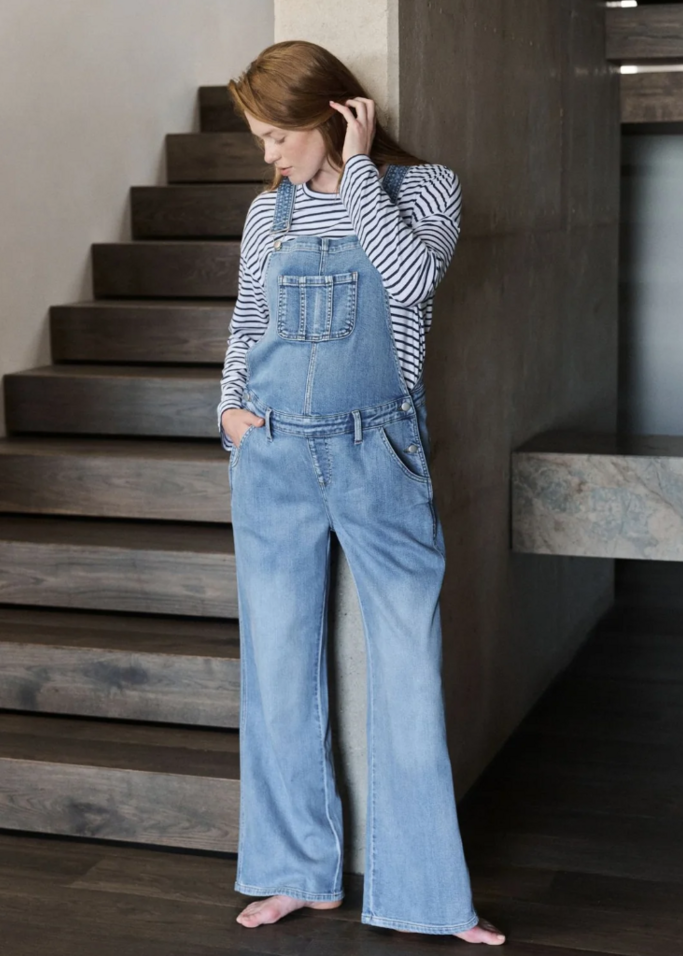salopette en jeans de grossesse