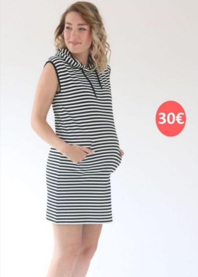 sleeveless maternity dress