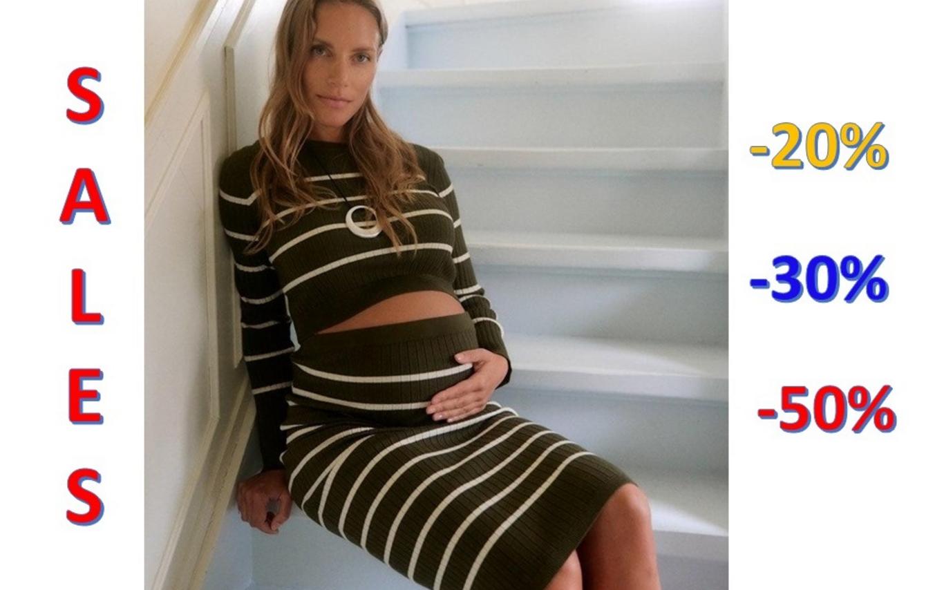 Maternity outfit stripes