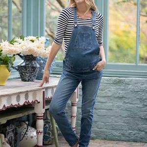 salopette en jeans de grossesse